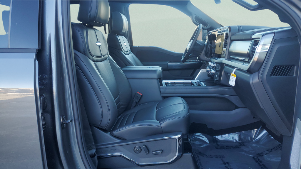 New 2026 Gray Ford Platinum image 17