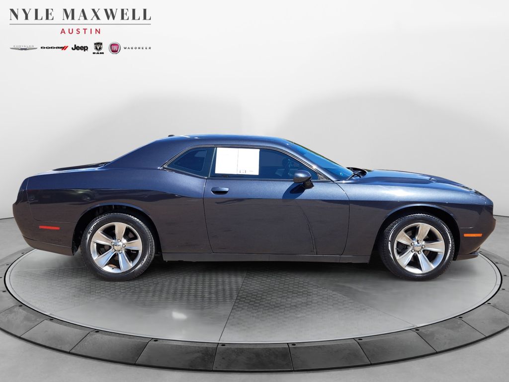 Used Car 2016 Dodge Challenger  Sxt For Sale Under $20,000 In Austin, Texas
