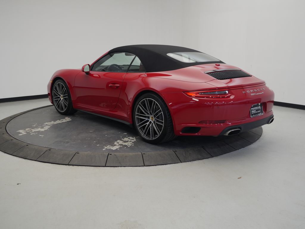 Thumbnail: 2019 Porsche 911 - 3