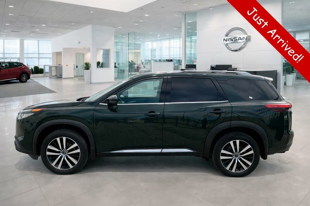 Black (Obsidian Green Pearl) 2023 Nissan Pathfinder Platinum 4WD SUV / Crossover All-Wheel Drive 9-Speed Automatic