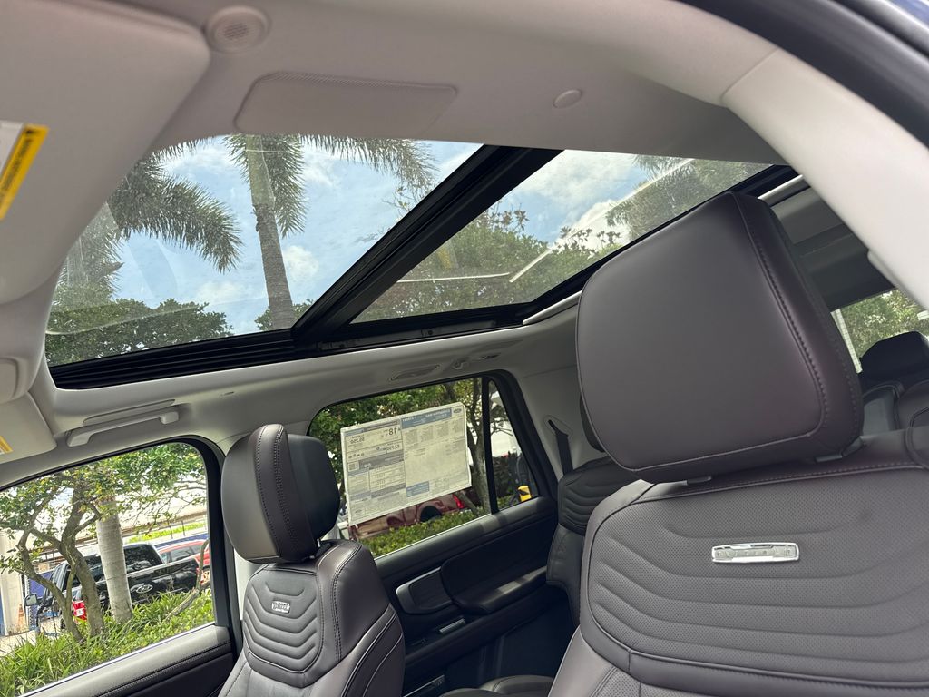 New 2026 Black Ford Platinum image 7