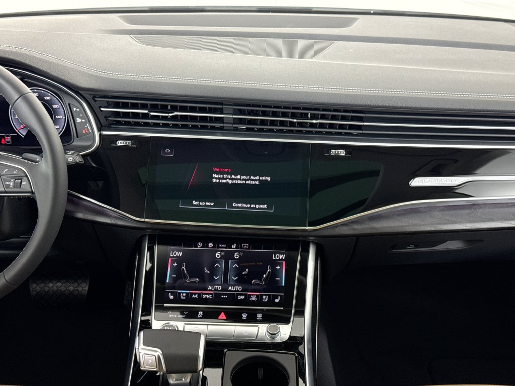 Thumbnail: 2027 Audi Q8 - 15