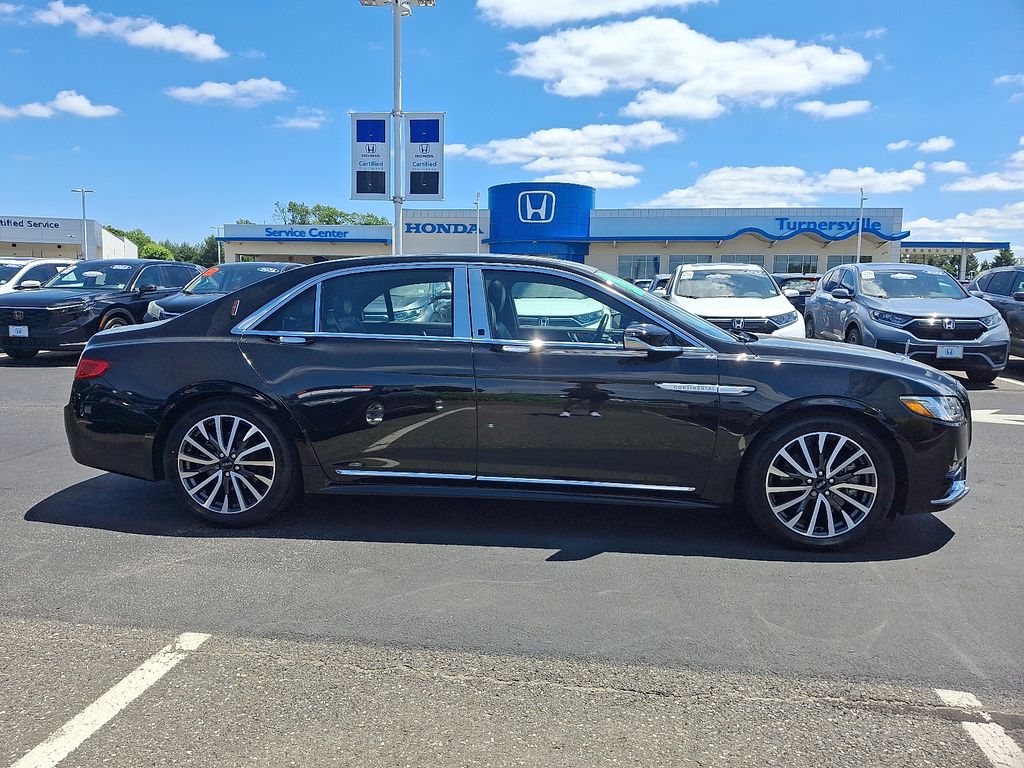 Thumbnail: 2019 Lincoln Continental - 7