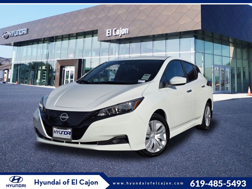 2023 Nissan LEAF S FWD