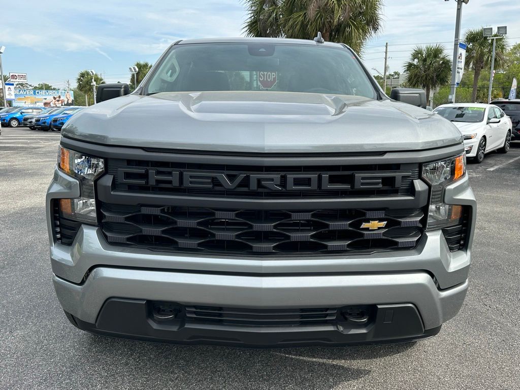 2024 Chevrolet Silverado 1500 Custom 3