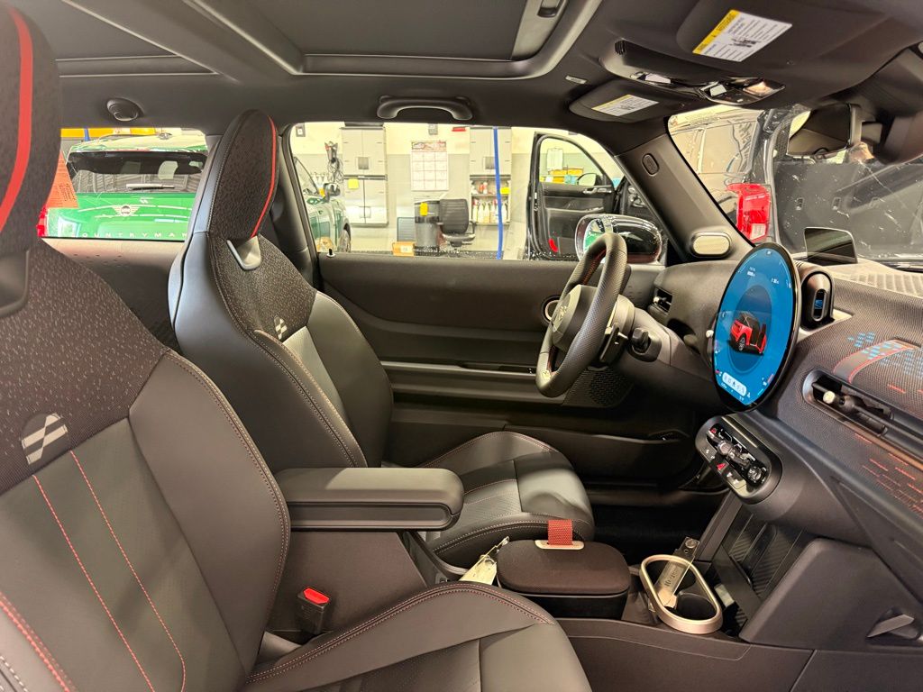 Thumbnail: 2026 MINI Cooper - 23