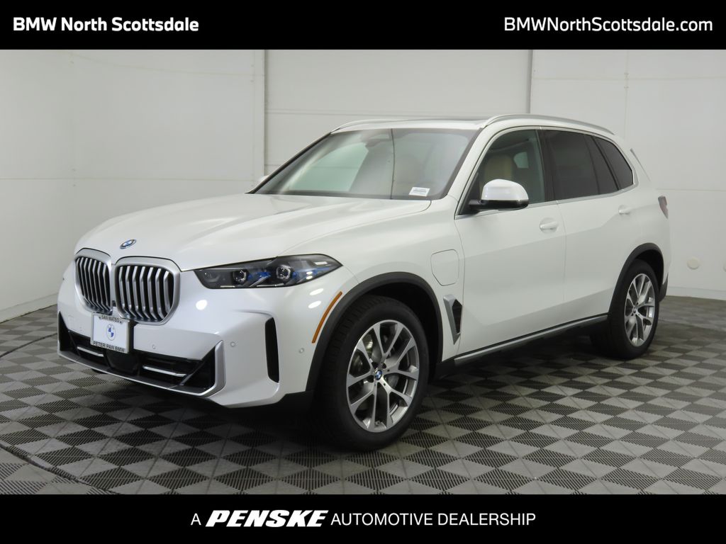 Thumbnail: 2026 BMW X5 - 1