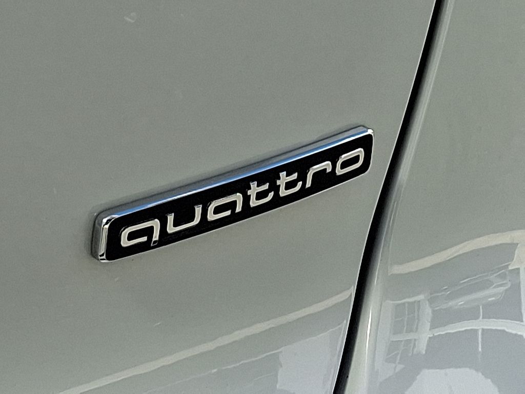 Thumbnail: 2024 Audi Q4 e-tron - 29