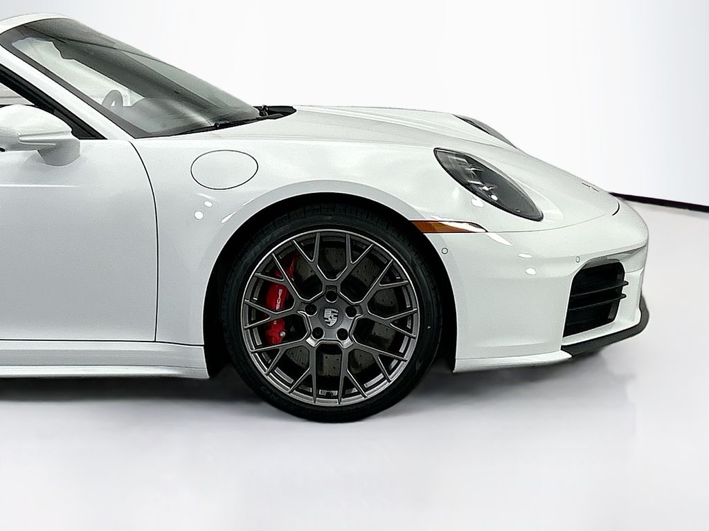 Thumbnail: 2026 Porsche 911 - 11