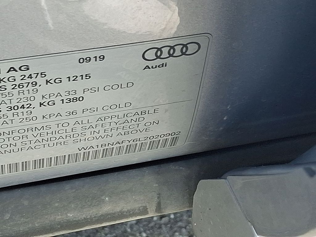Thumbnail: 2020 Audi Q5 - 25