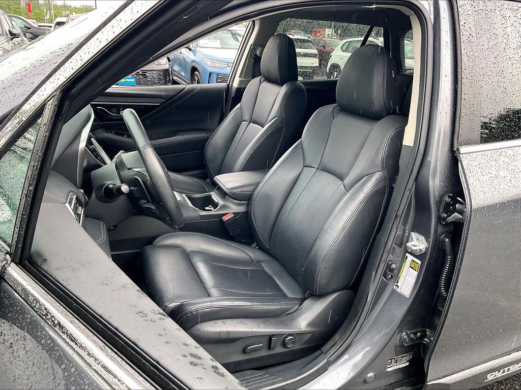 2022 Subaru Outback — photo 9