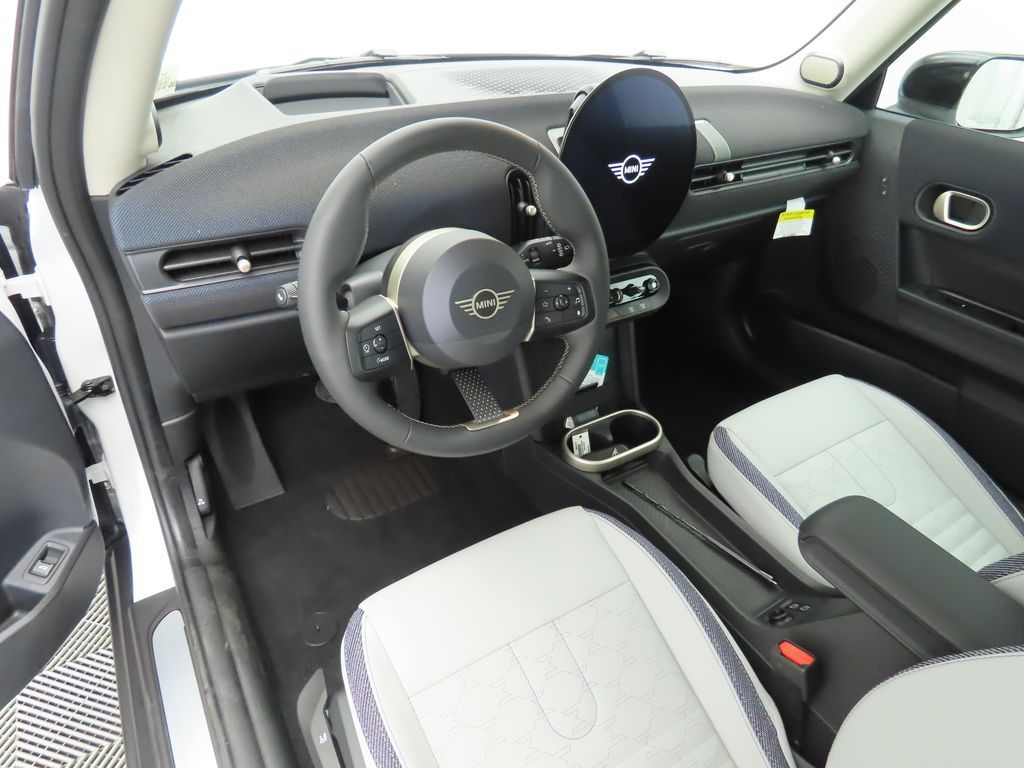 Thumbnail: 2026 MINI Cooper - 10