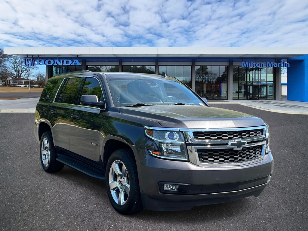 Gray 2016 Chevrolet Tahoe LT RWD SUV / Crossover 4X2 6-Speed Automatic Overdrive