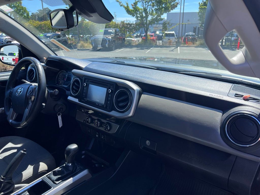 Used 2018 Toyota Tacoma Truck