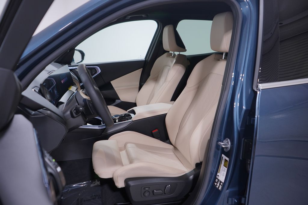 Thumbnail: 2025 BMW X3 - 7