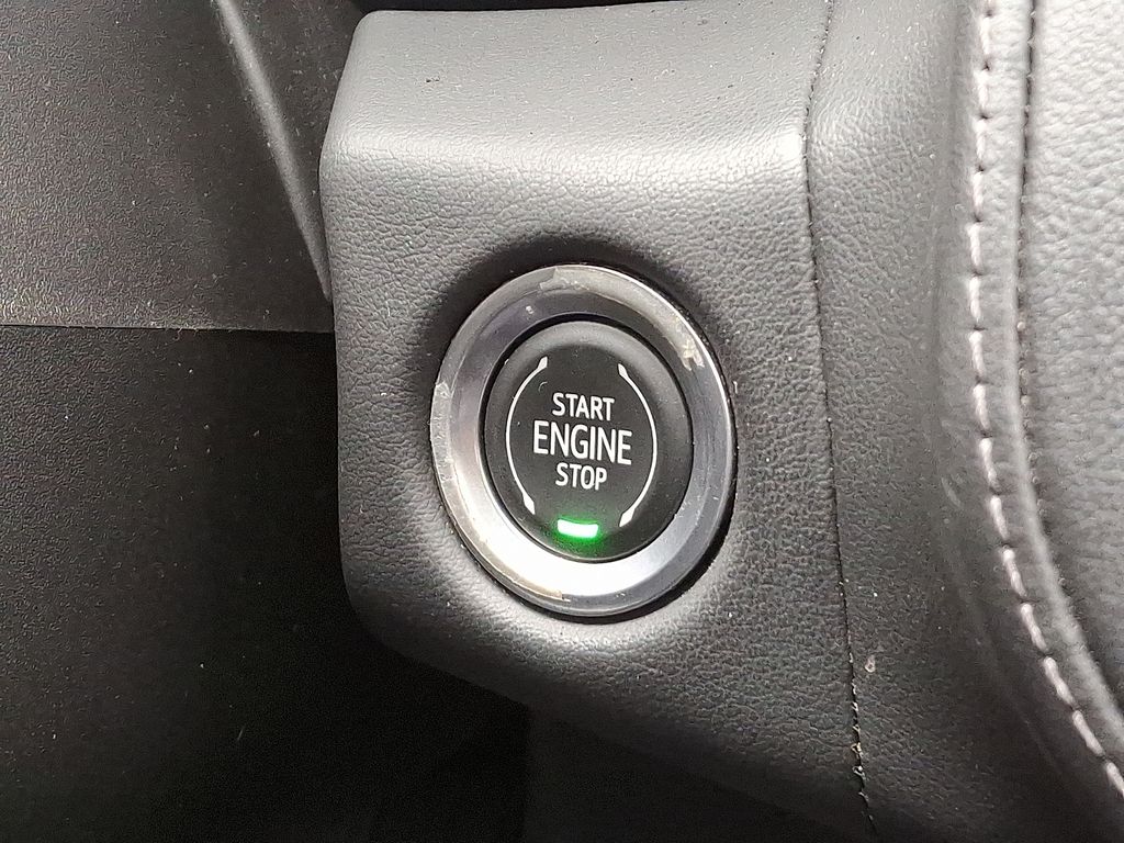 Thumbnail: 2022 Chevrolet Suburban - 26