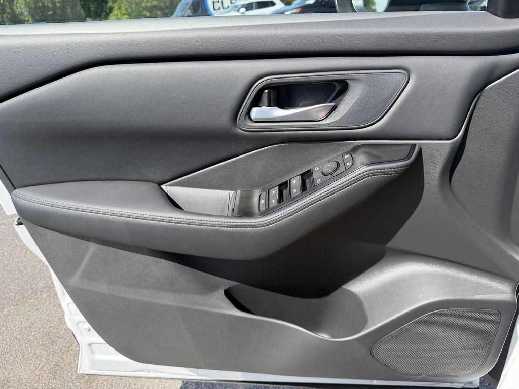 New 2026 Nissan Rogue SUV