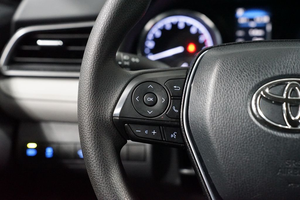 Thumbnail: 2020 Toyota Camry - 14