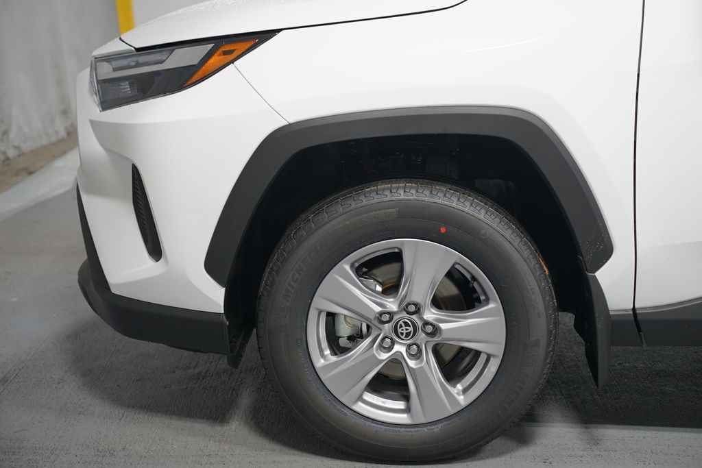 Thumbnail: 2025 Toyota RAV4 - 5