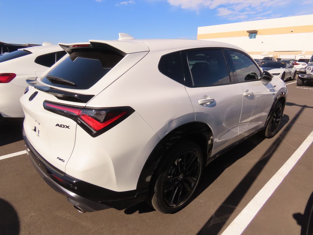 Thumbnail: 2025 Acura ADX - 3