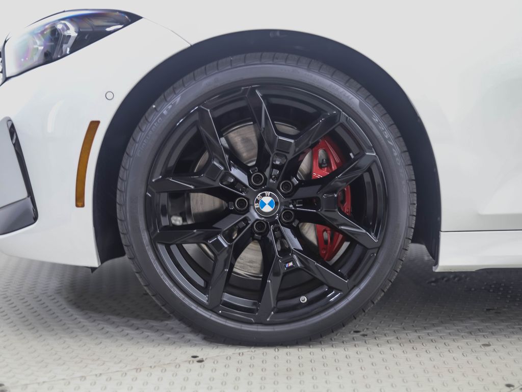 Thumbnail: 2025 BMW 3 Series - 2