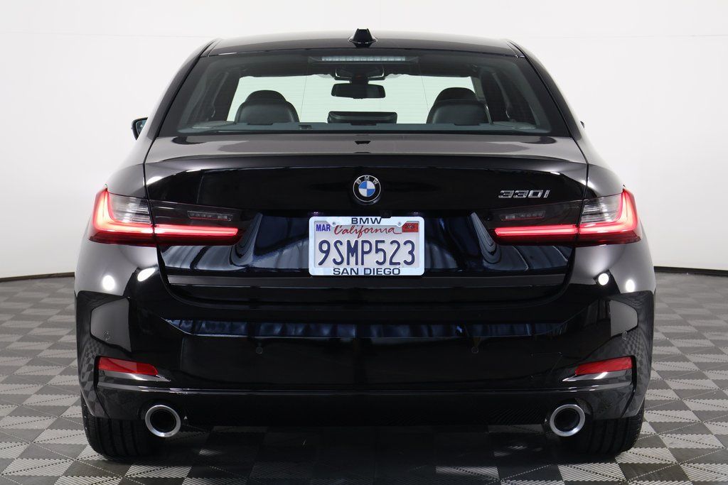 Thumbnail: 2025 BMW 3 Series - 5