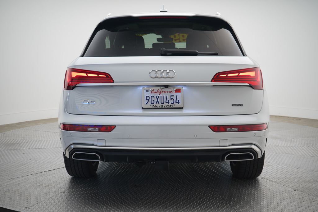 Thumbnail: 2023 Audi Q5 - 4