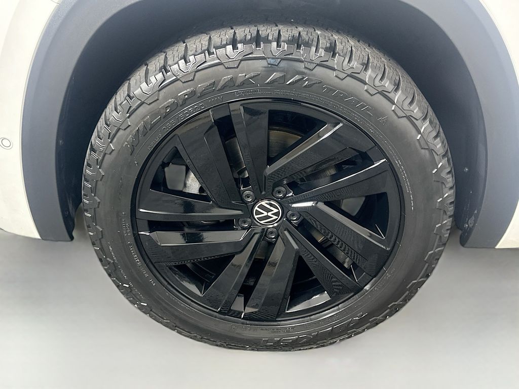 Thumbnail: 2022 Volkswagen Atlas - 31