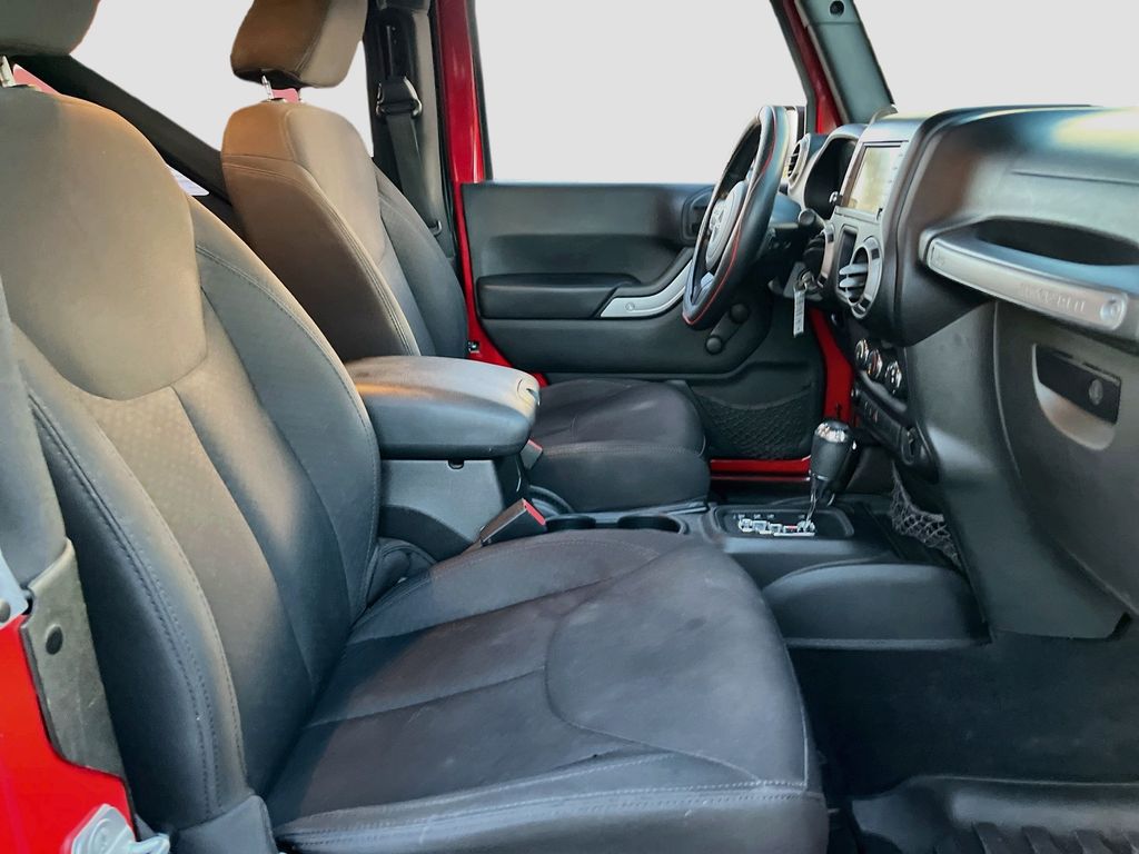 Used 2014 Red Jeep Sport image 23