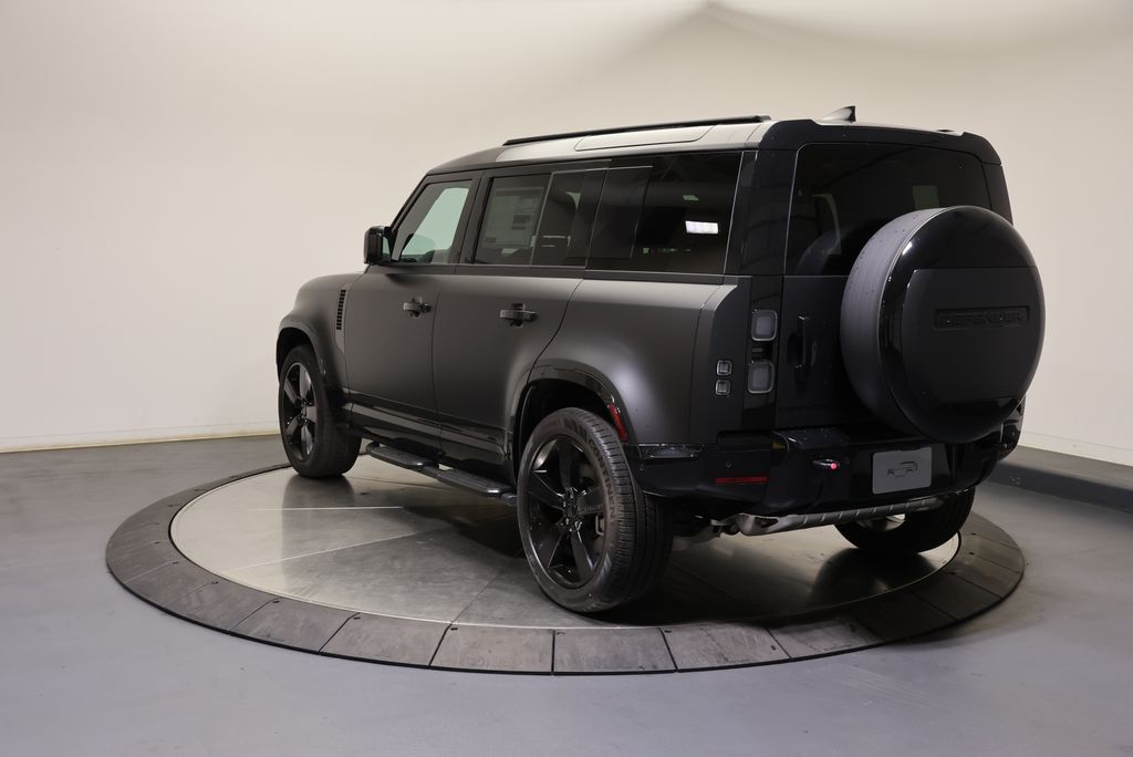 Thumbnail: 2026 Land Rover Defender - 3