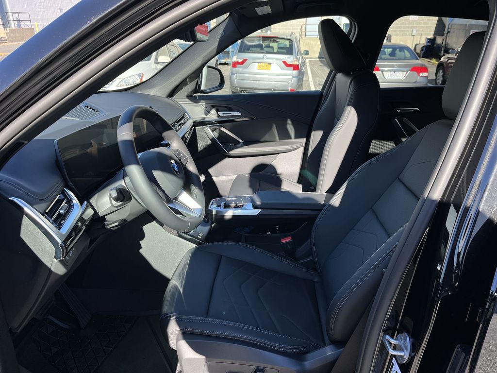 Thumbnail: 2026 BMW X1 - 11