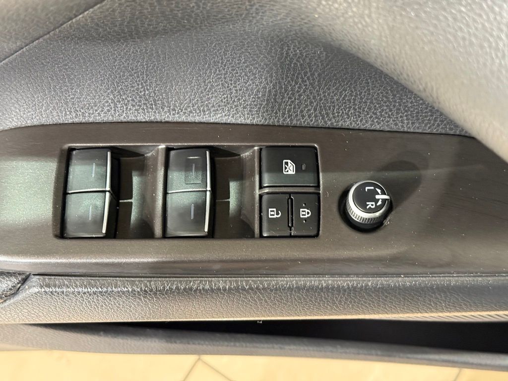 Thumbnail: 2024 Toyota Camry - 15