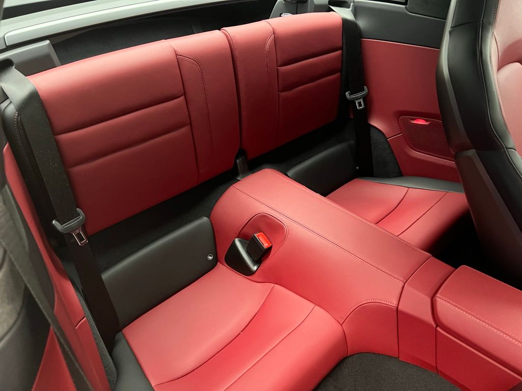 Thumbnail: 2025 Porsche 911 - 17