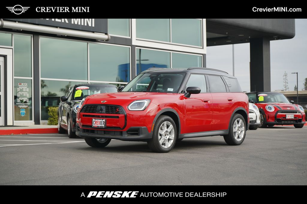 2025 MINI Cooper Countryman Base -
                Santa Ana, CA