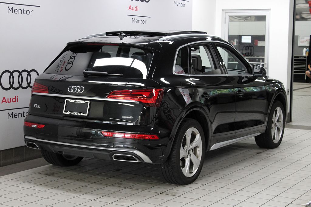 Thumbnail: 2022 Audi Q5 - 6