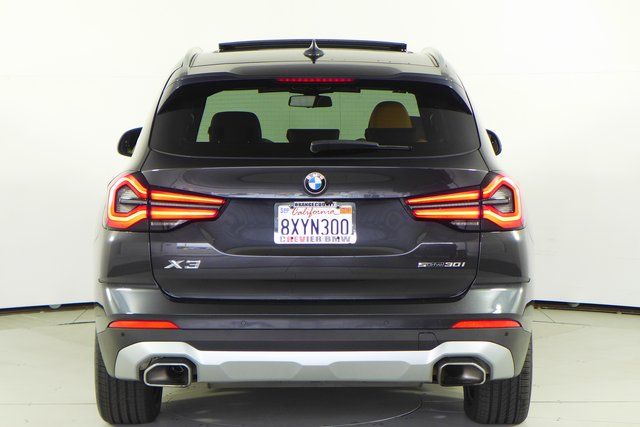 2022 BMW X3 sDrive30i 8