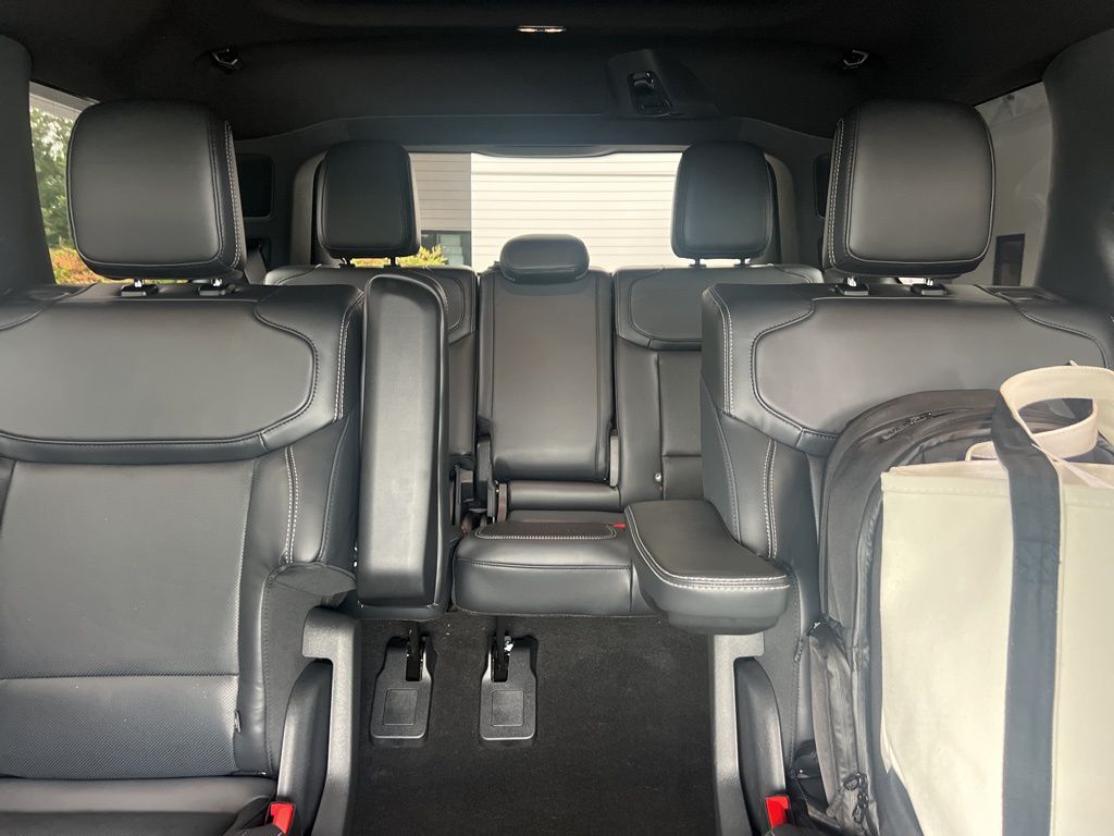 2025 Ford Expedition Platinum photo 3