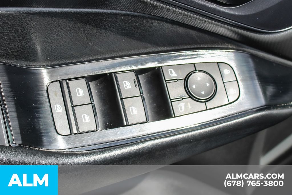 Used 2024 Silver Nissan S image 39