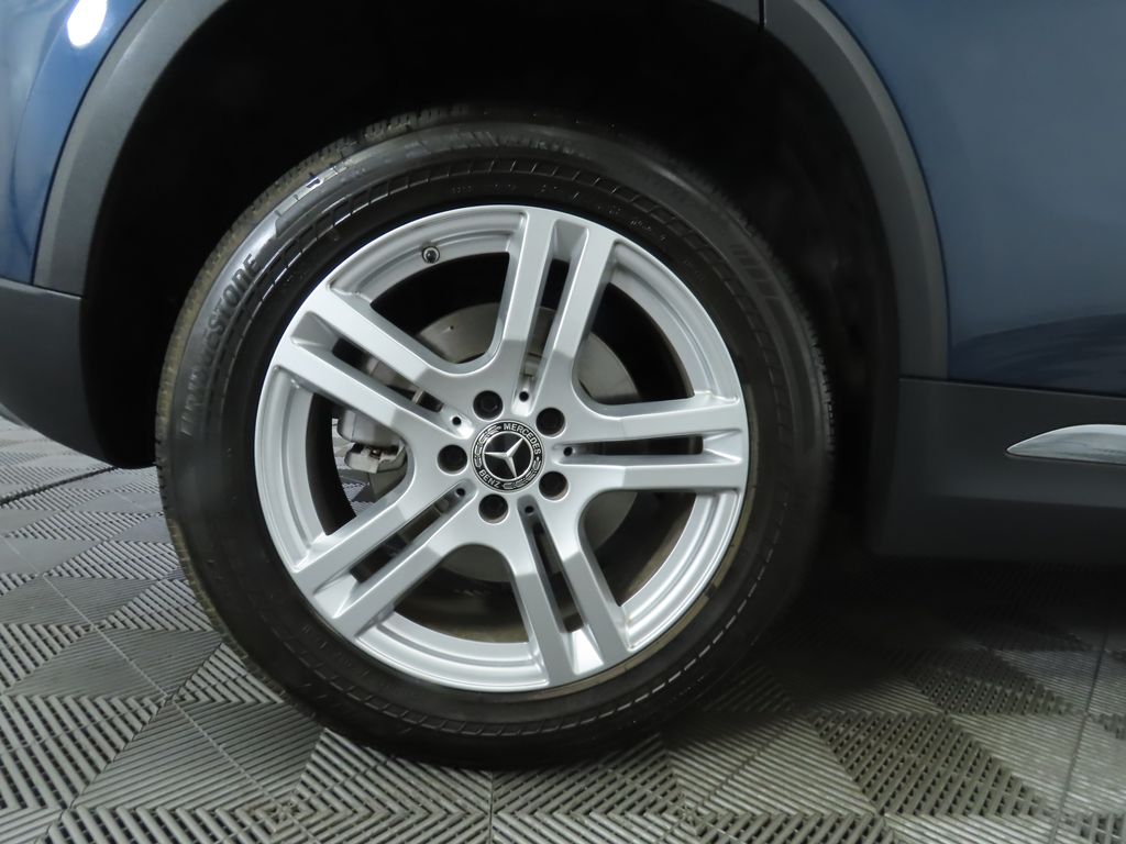 Thumbnail: 2021 Mercedes-Benz GLA - 32