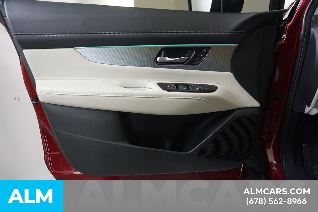 Used 2025 Red Nissan SL image 51
