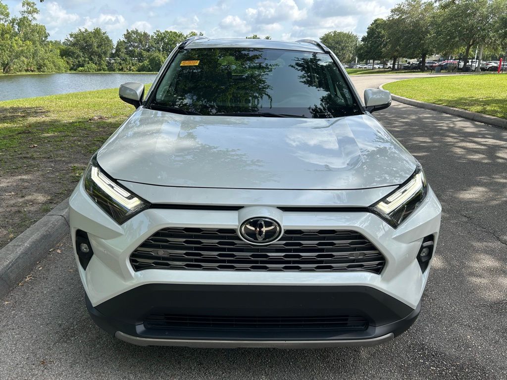 2024 Toyota RAV4 Limited 8