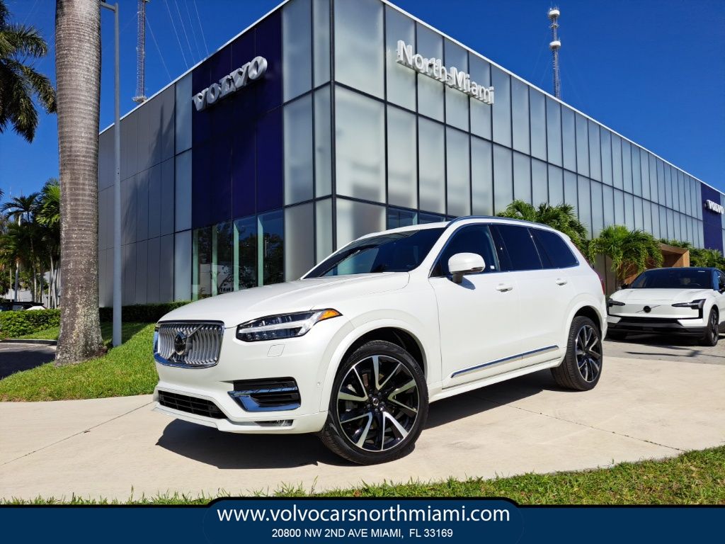 2023 Volvo XC90 B6 Plus 7-Seater