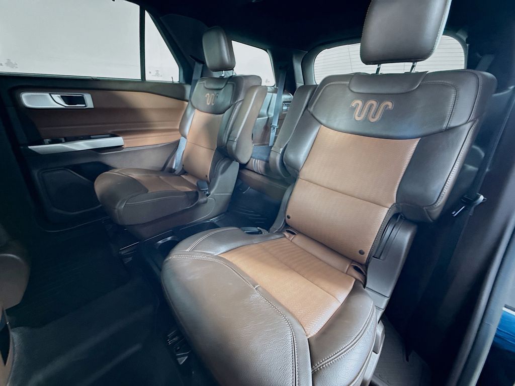 Thumbnail: 2021 Ford Explorer - 25