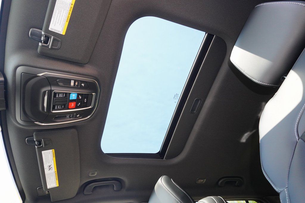 New Car 2025 Jeep Grand Cherokee L  For Sale Under $40,000 In Weatherford, Texas