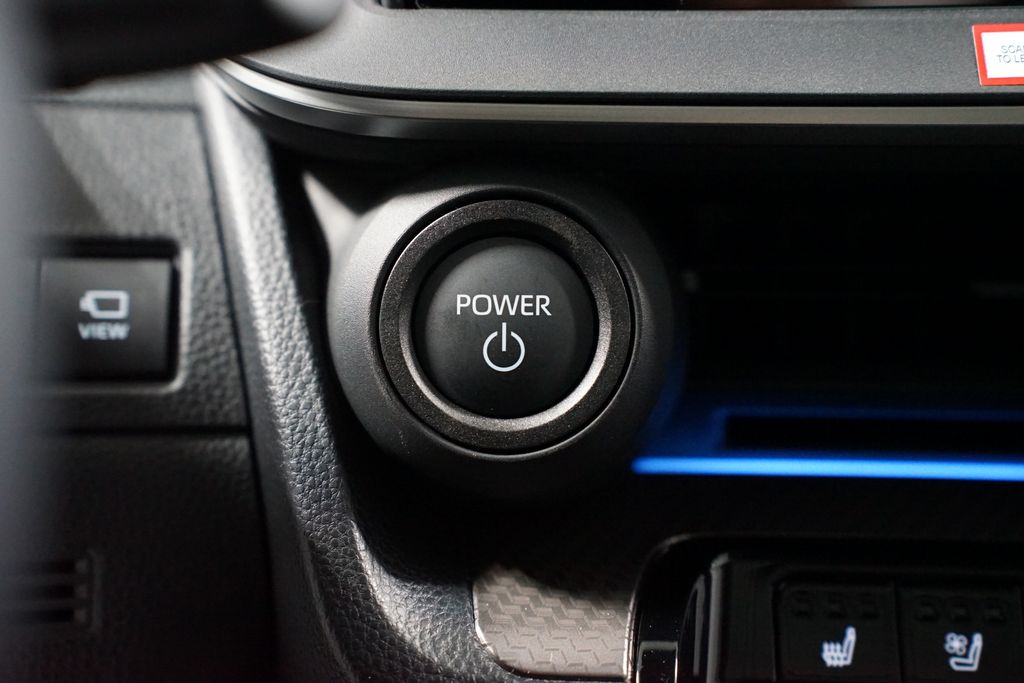 Thumbnail: 2026 Toyota Prius - 21