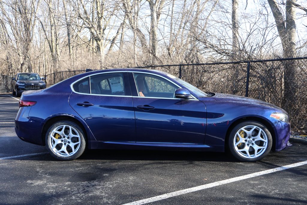 2018 Alfa Romeo Giulia Ti 9