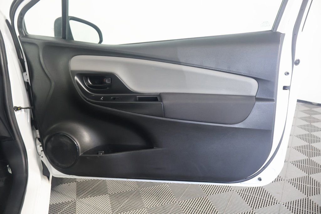 2018 Toyota Yaris L 13