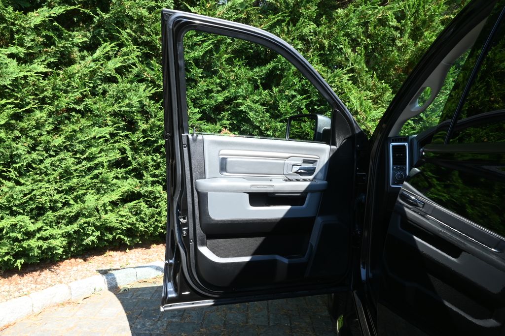 Thumbnail: 2018 RAM 1500 - 27