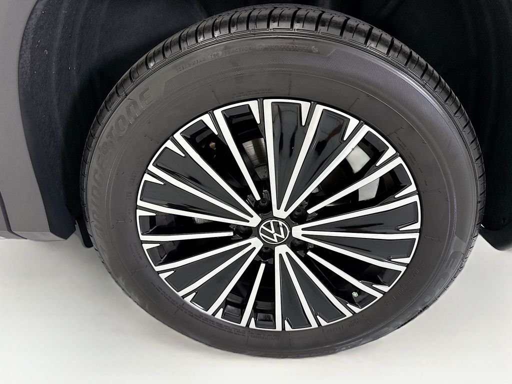 Thumbnail: 2025 Volkswagen Tiguan - 29