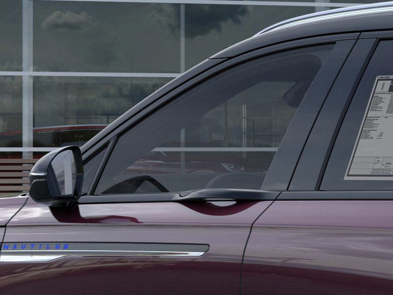 2025 Lincoln Nautilus Reserve